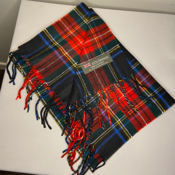 Unknown Accessories - Cashmere Scarf 100% cashmere from Scotland, plaid